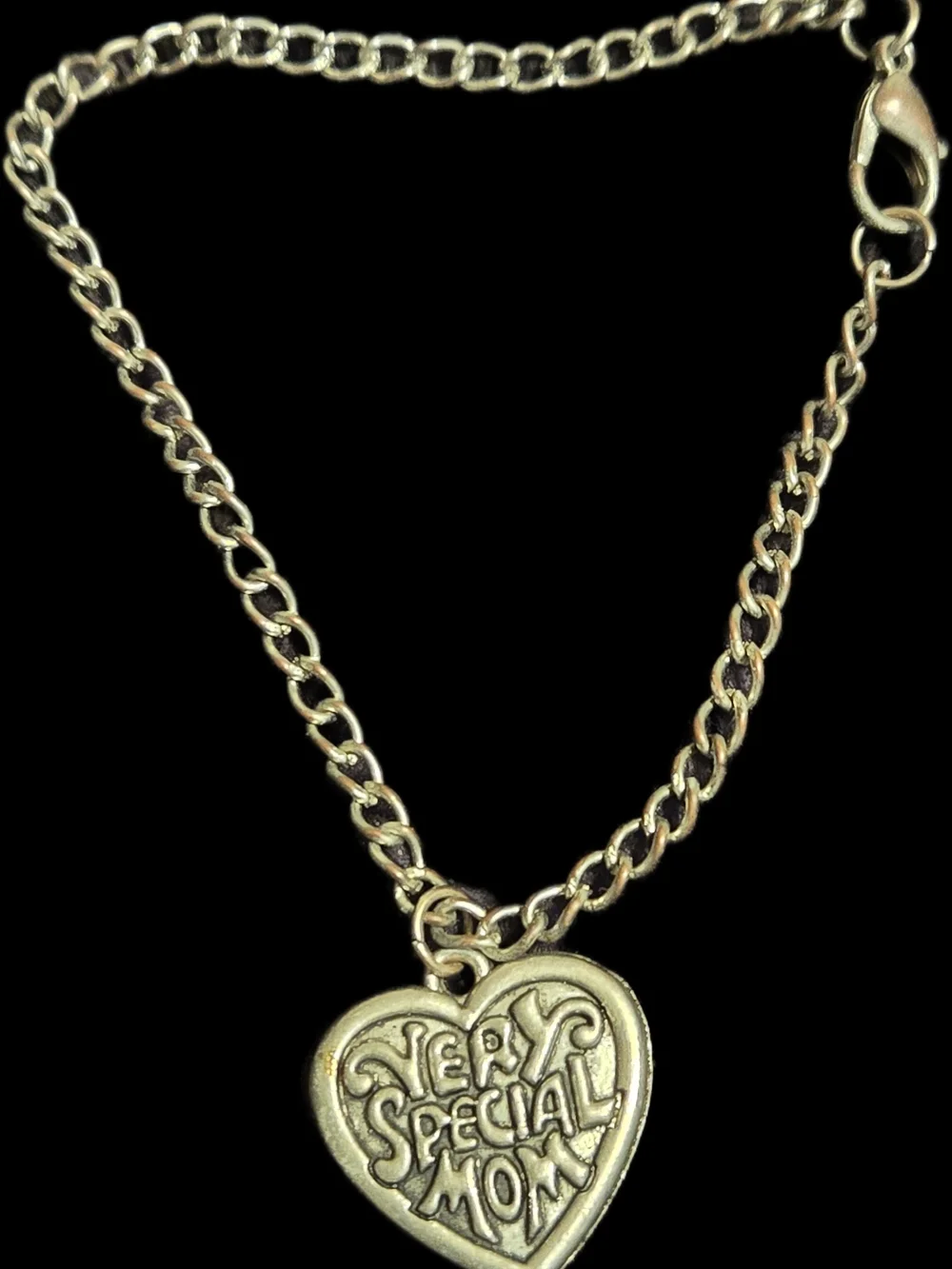 Gold Heart 'Very Special Mom' Bracelet - Women Jewelry